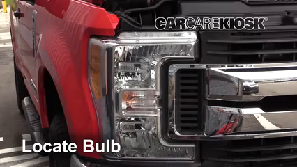 2017 Ford F-250 Super Duty XL 6.7L V8 Turbo Diesel Standard Cab Pickup Éclairage Feux de route (remplacer l'ampoule)